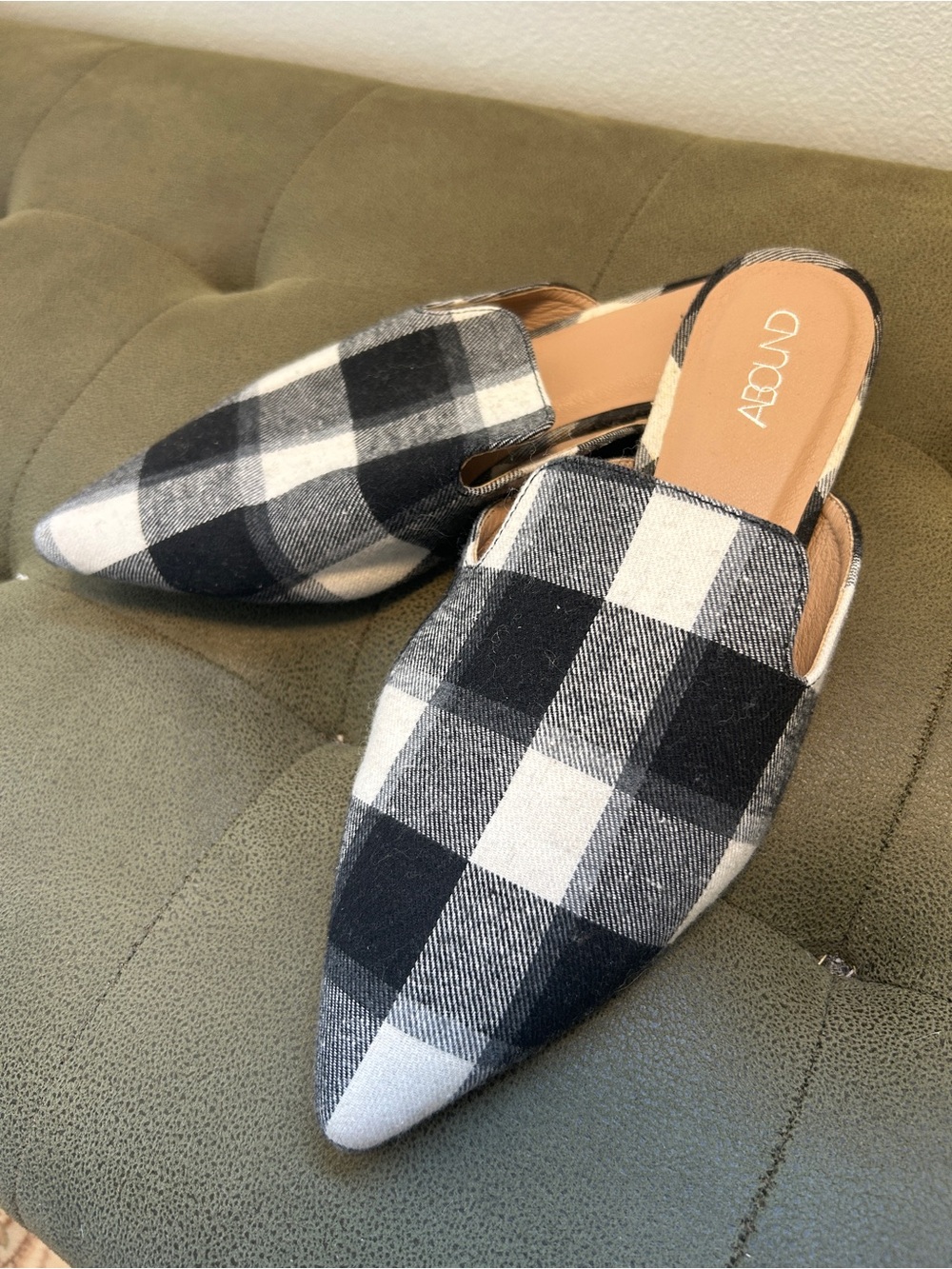 Abound Black and White Plaid Pointed-Toe Mules